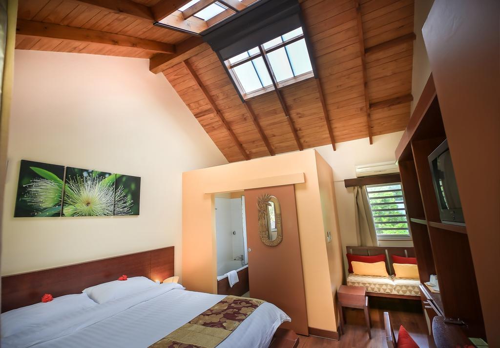 كوتو Hotel Kou Bugny الغرفة الصورة