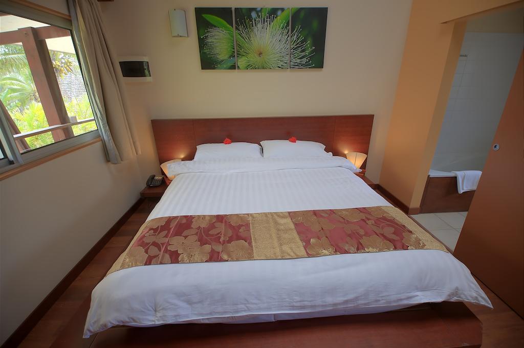 كوتو Hotel Kou Bugny الغرفة الصورة
